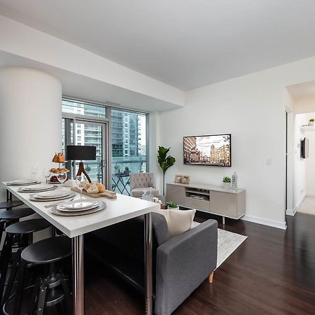 The York Boutique Suites 多伦多 外观 照片