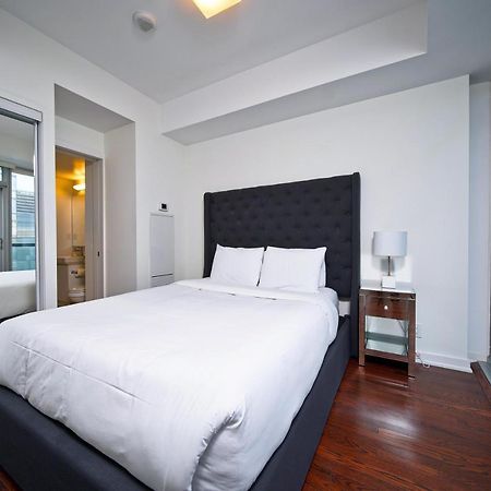 The York Boutique Suites 多伦多 外观 照片