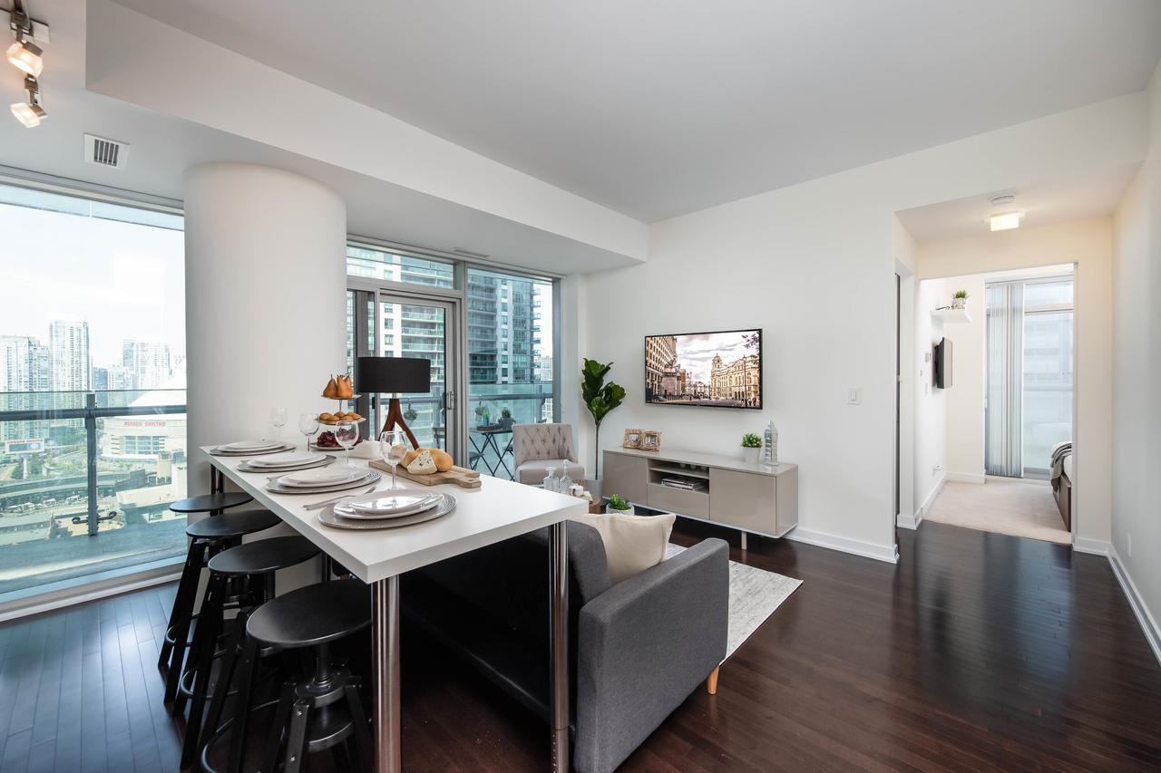 The York Boutique Suites 多伦多 外观 照片