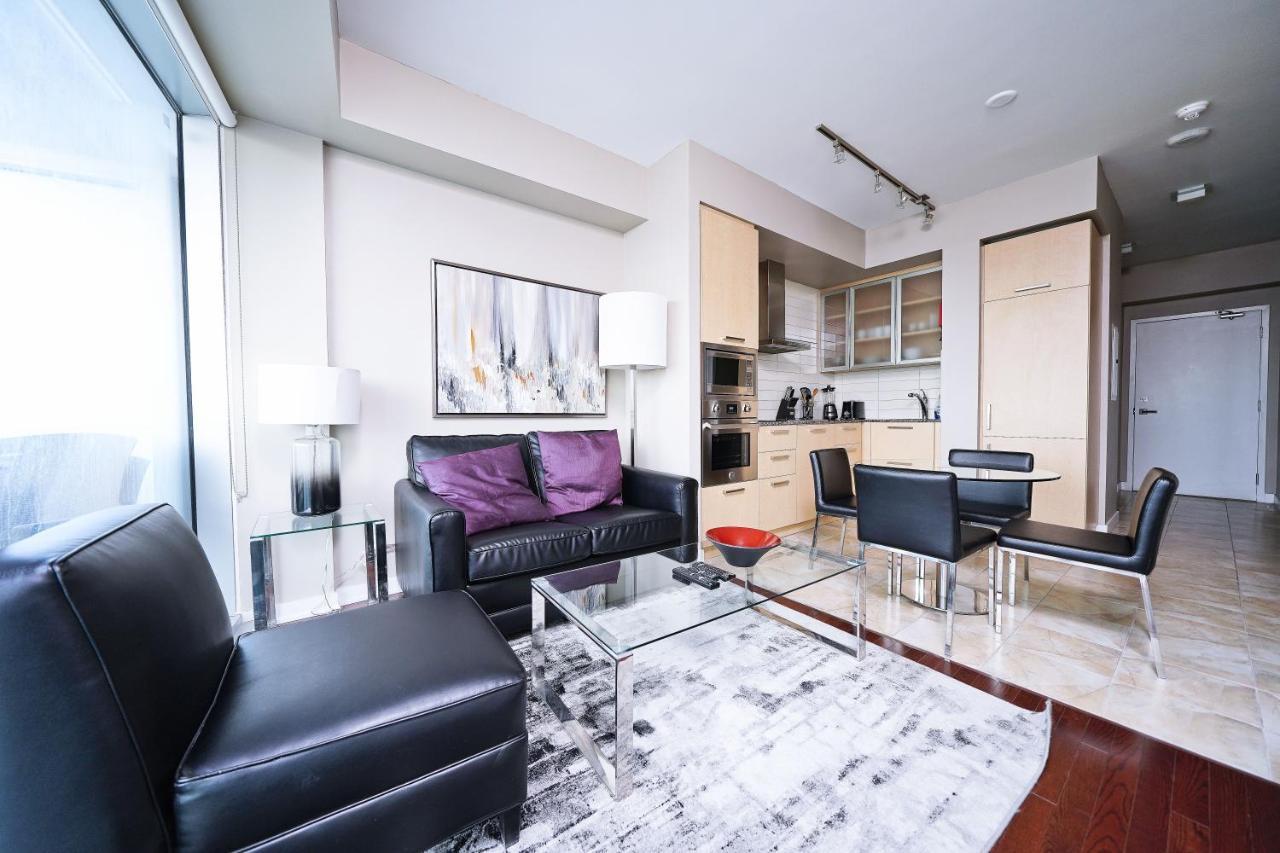 The York Boutique Suites 多伦多 外观 照片