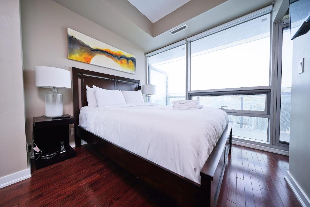 The York Boutique Suites 多伦多 外观 照片
