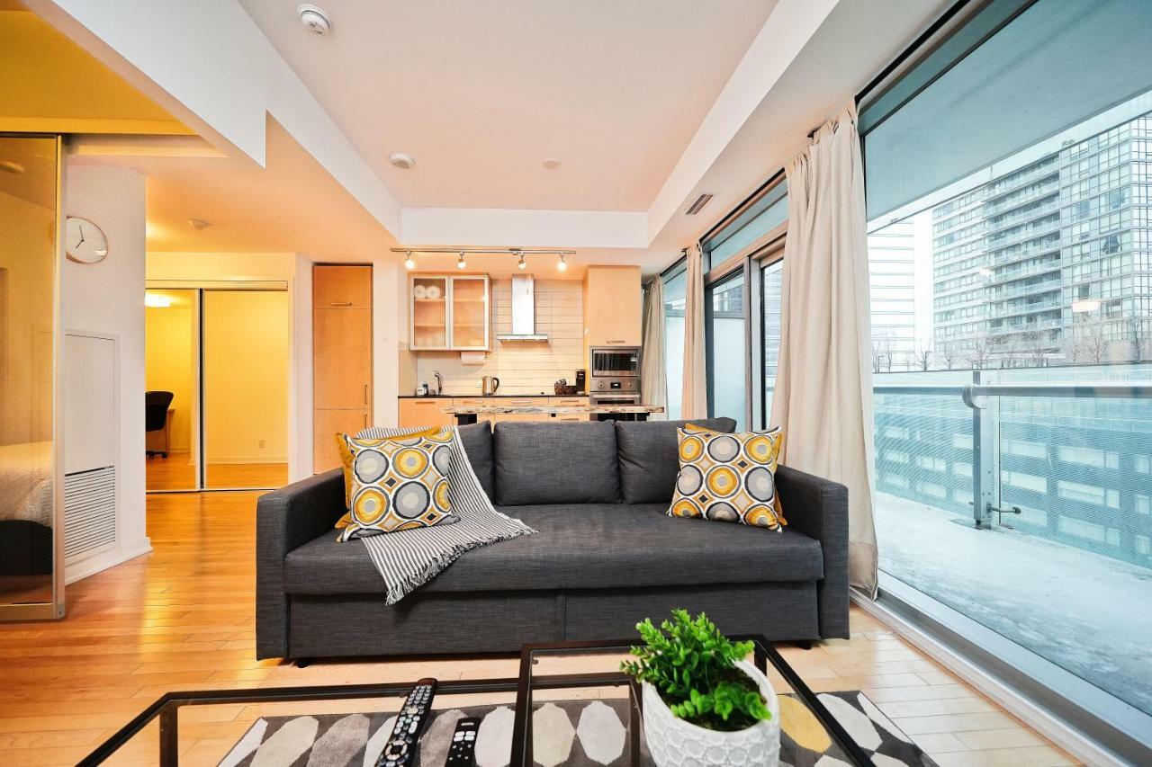 The York Boutique Suites 多伦多 外观 照片