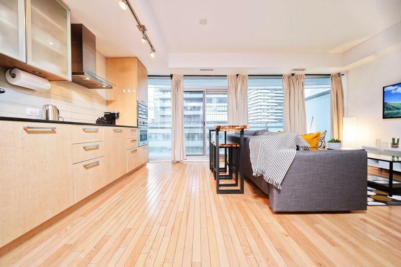The York Boutique Suites 多伦多 外观 照片