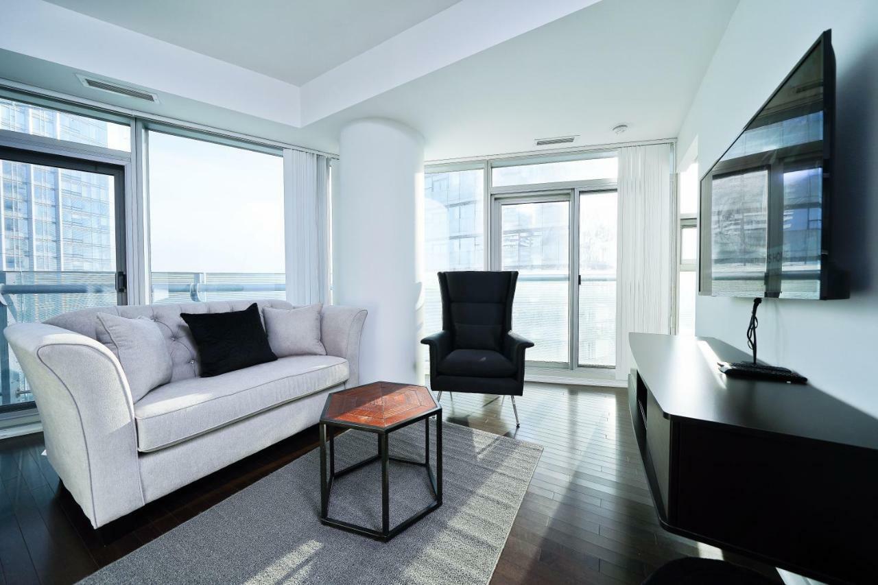 The York Boutique Suites 多伦多 外观 照片