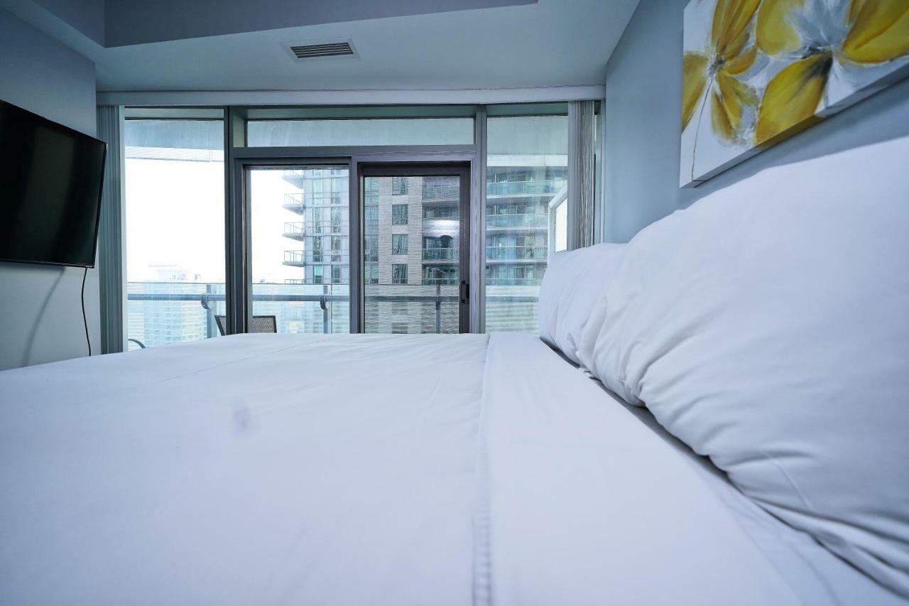 The York Boutique Suites 多伦多 外观 照片